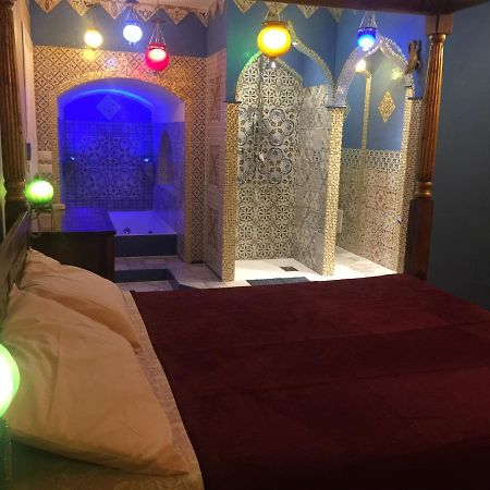 La Casa Di Emanuella - Rooms & International Suites Bari Luaran gambar