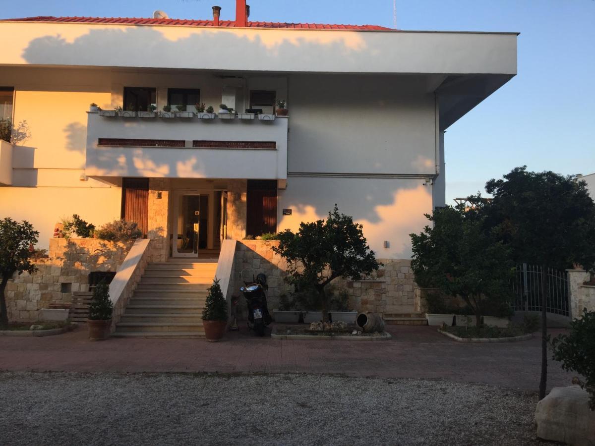 La Casa Di Emanuella - Rooms & International Suites Bari Luaran gambar
