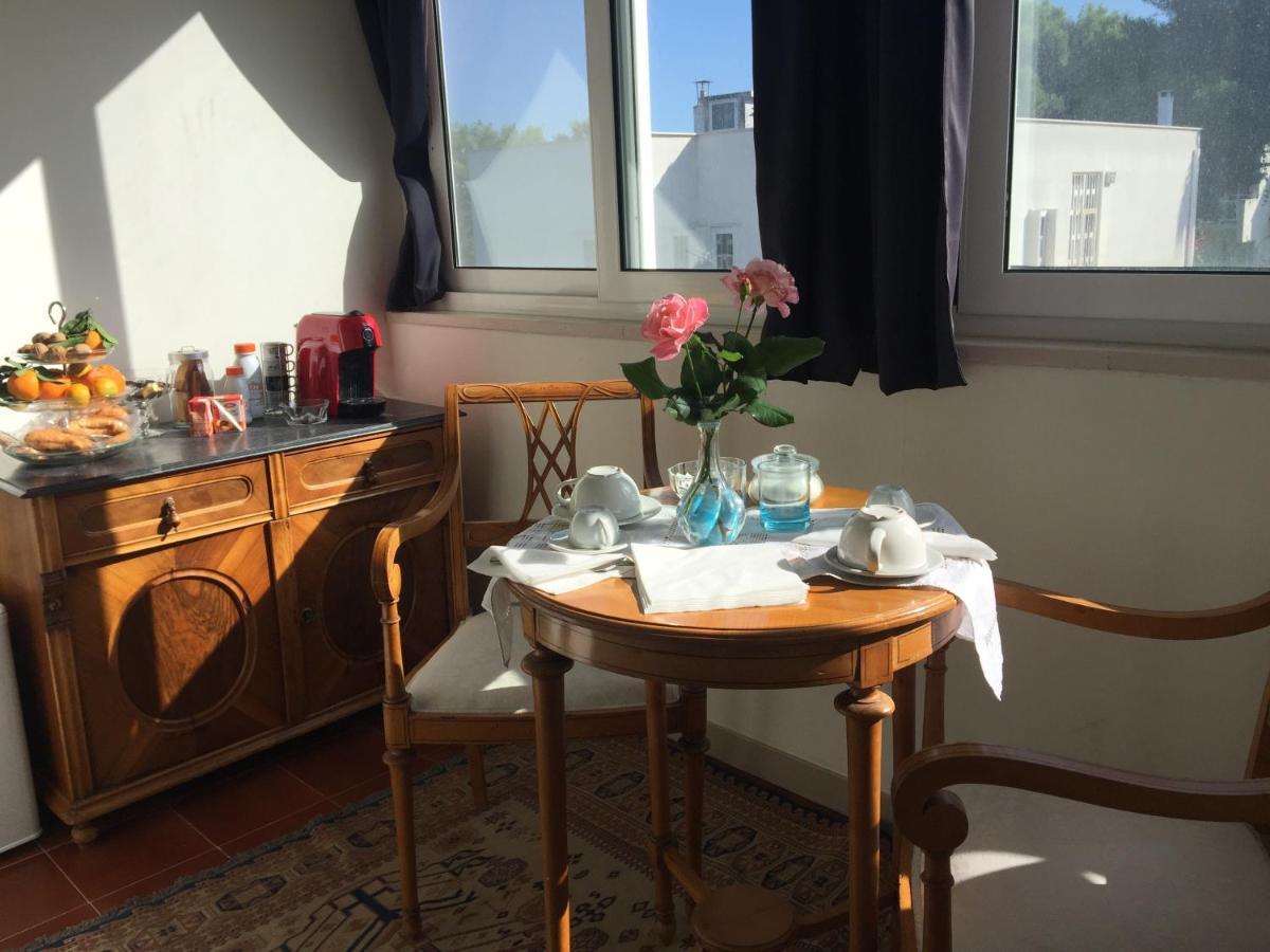 La Casa Di Emanuella - Rooms & International Suites Bari Luaran gambar