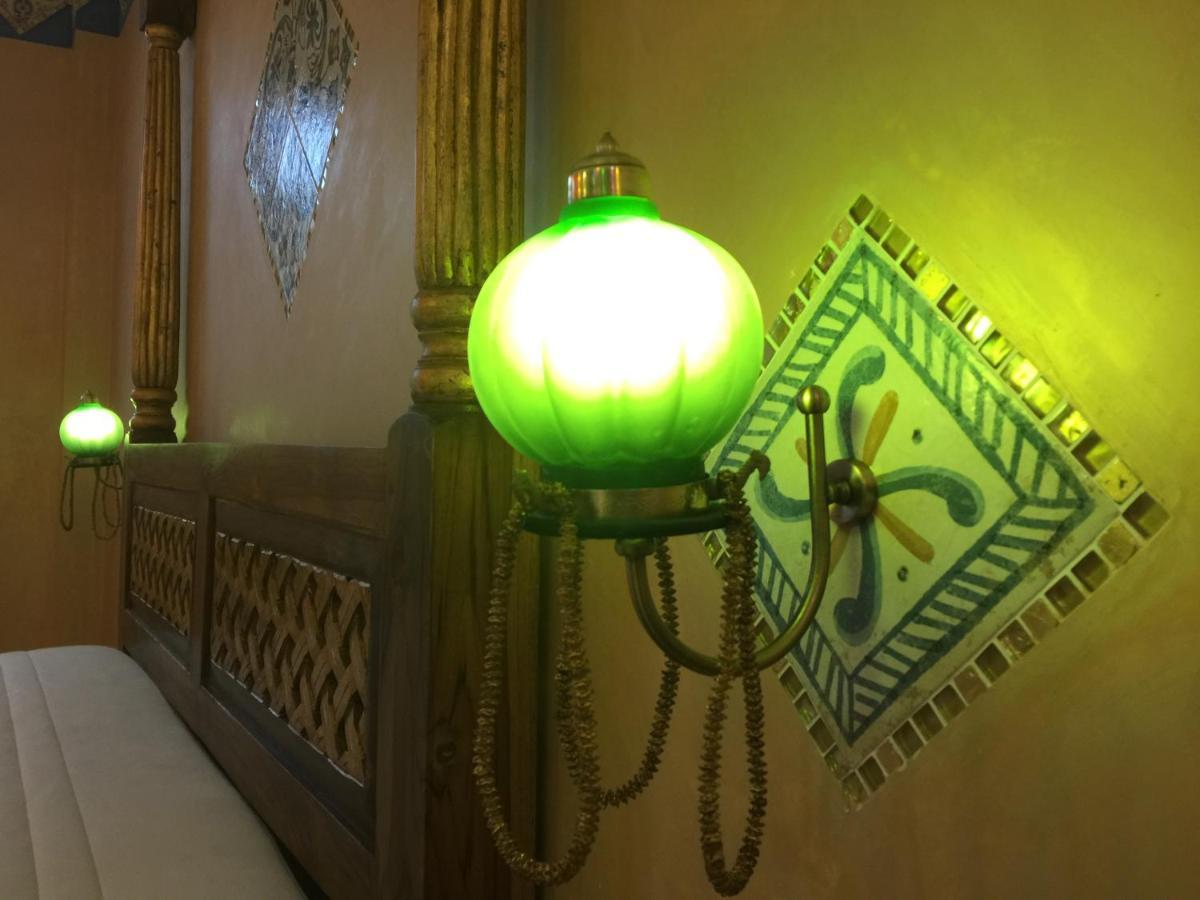 La Casa Di Emanuella - Rooms & International Suites Bari Luaran gambar
