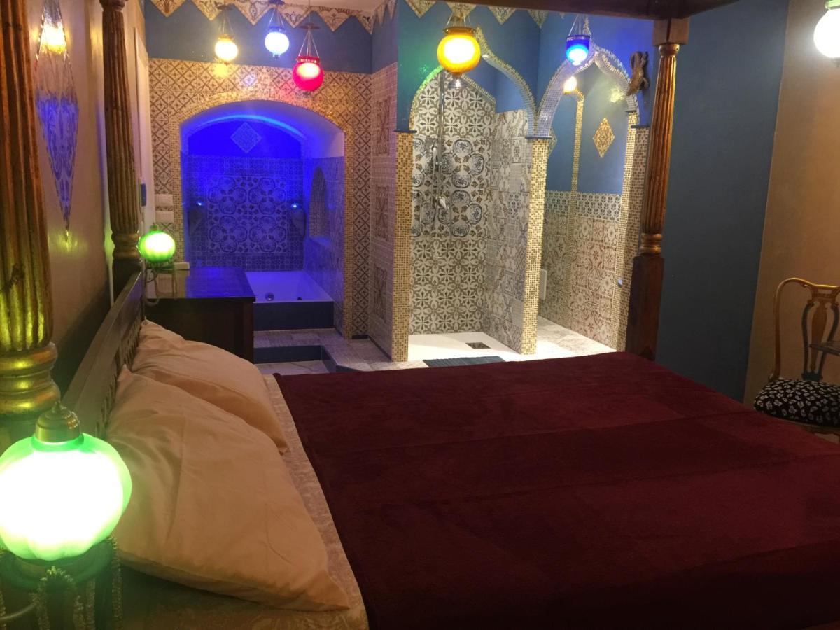 La Casa Di Emanuella - Rooms & International Suites Bari Luaran gambar