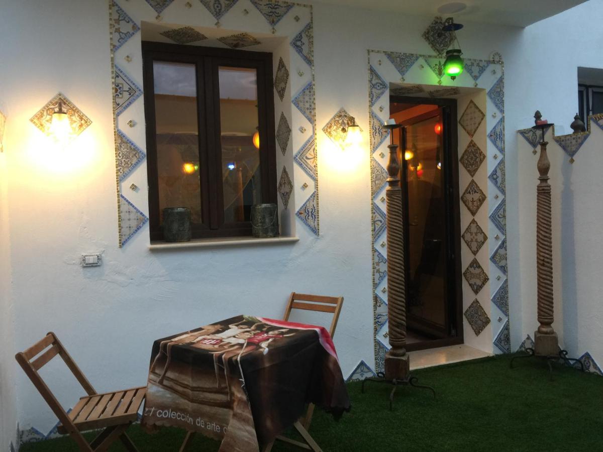 La Casa Di Emanuella - Rooms & International Suites Bari Luaran gambar