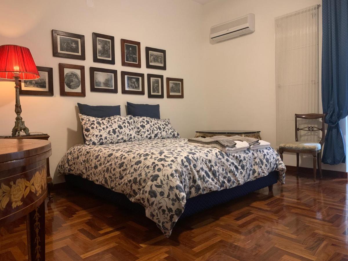 La Casa Di Emanuella - Rooms & International Suites Bari Luaran gambar