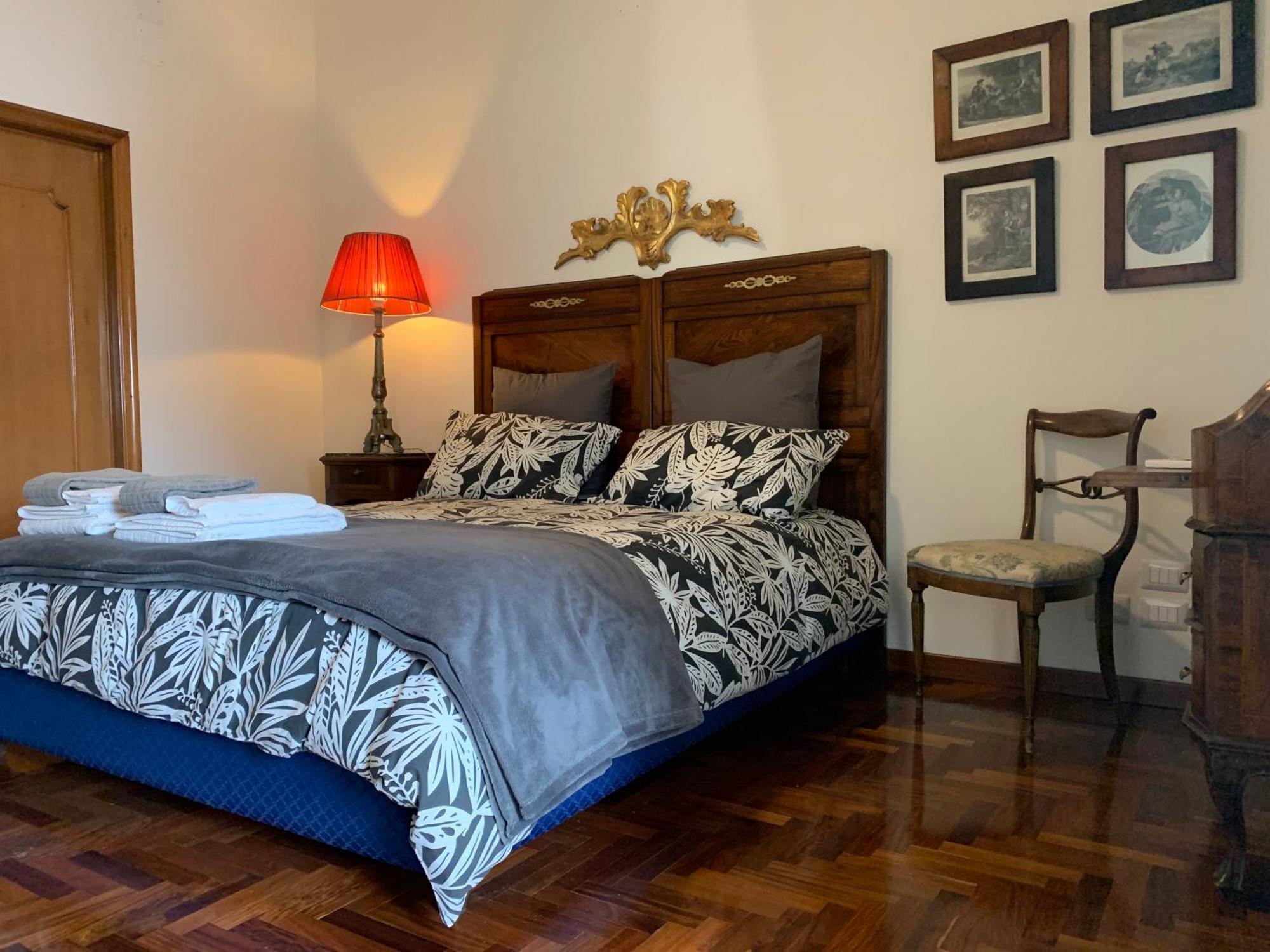La Casa Di Emanuella - Rooms & International Suites Bari Luaran gambar